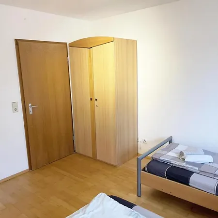 Апартаменты Gemuetliche Mit Balkon